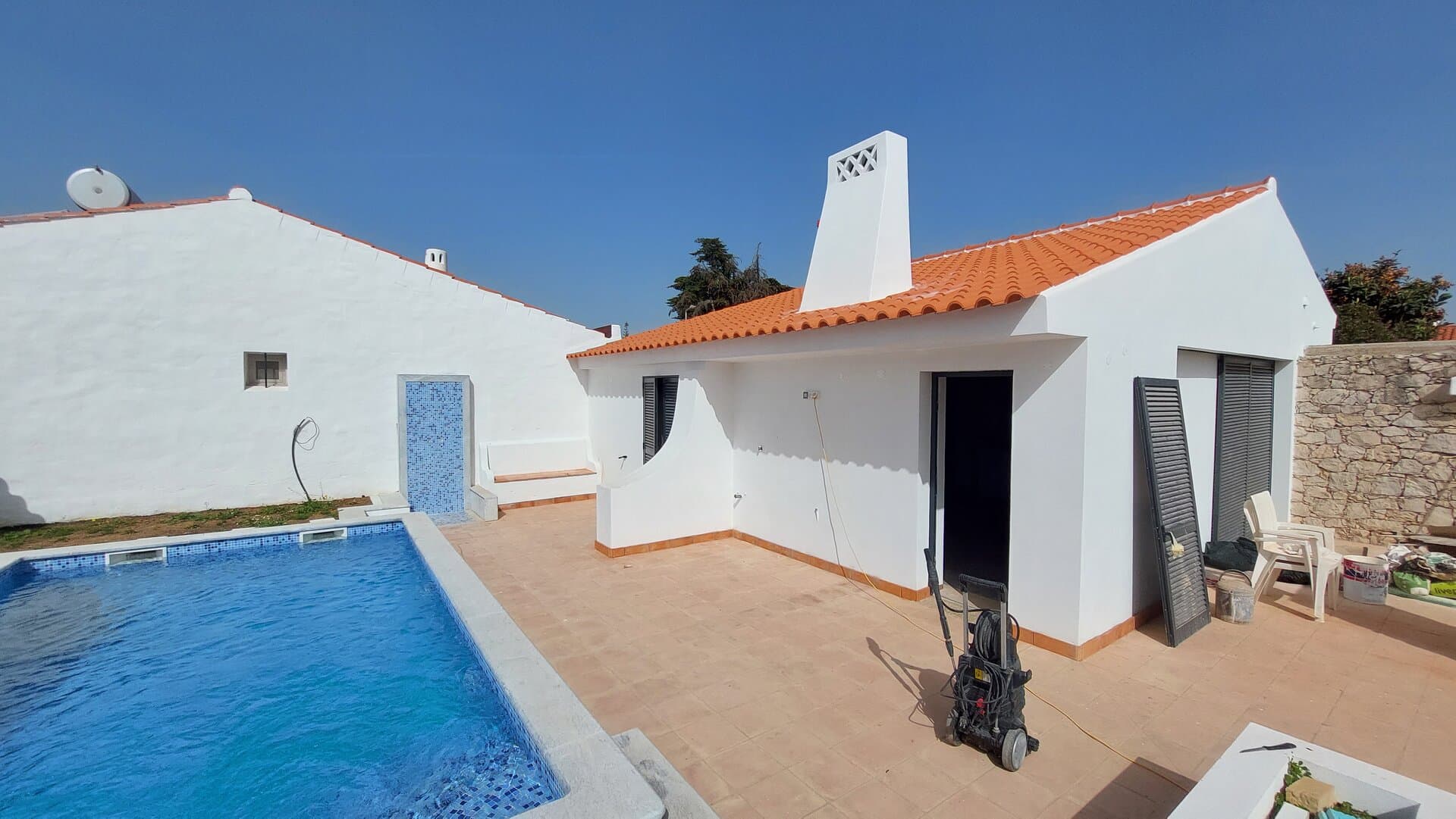 Reabilitação e Piscina Moradia Jacarandá, foto 3