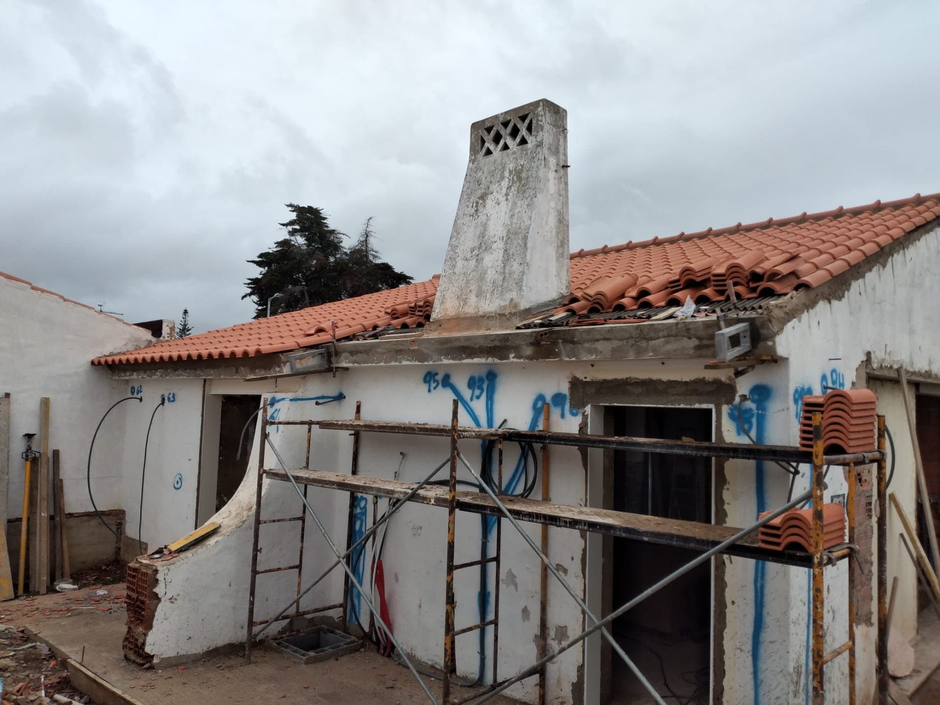 Reabilitação e Piscina Moradia Jacarandá, foto 4